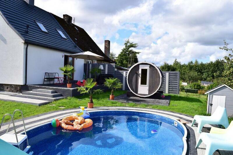 Las, Woda I Przygoda - Dom Z Sauna I Basenem Ferienhaus
